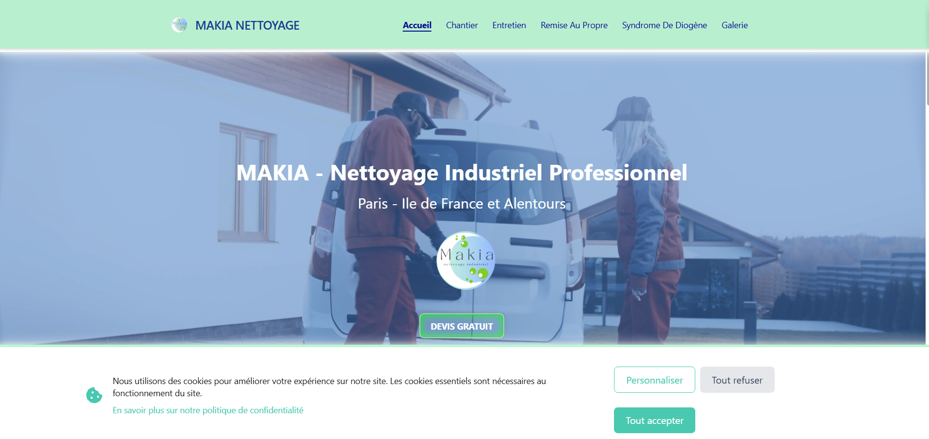 Équipe Makia Nettoyage Industriel en action - Service professionnel en Île-de-France